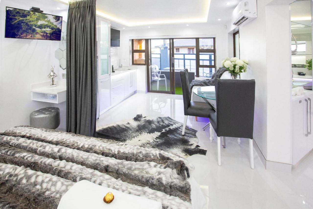Wilderness Waters Boutique Suites - Adults Only Eksteriør bilde